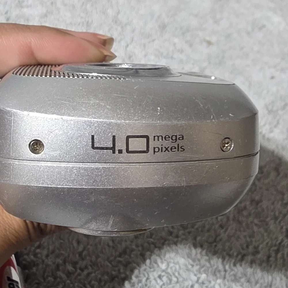 Kodak EasyShare CD40 4.0MP Digital Camera Silver Works